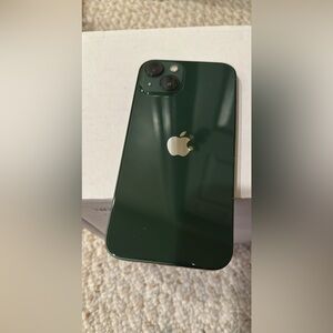 Apple iPhone 13 unlocked 128GB Green  100% battery health